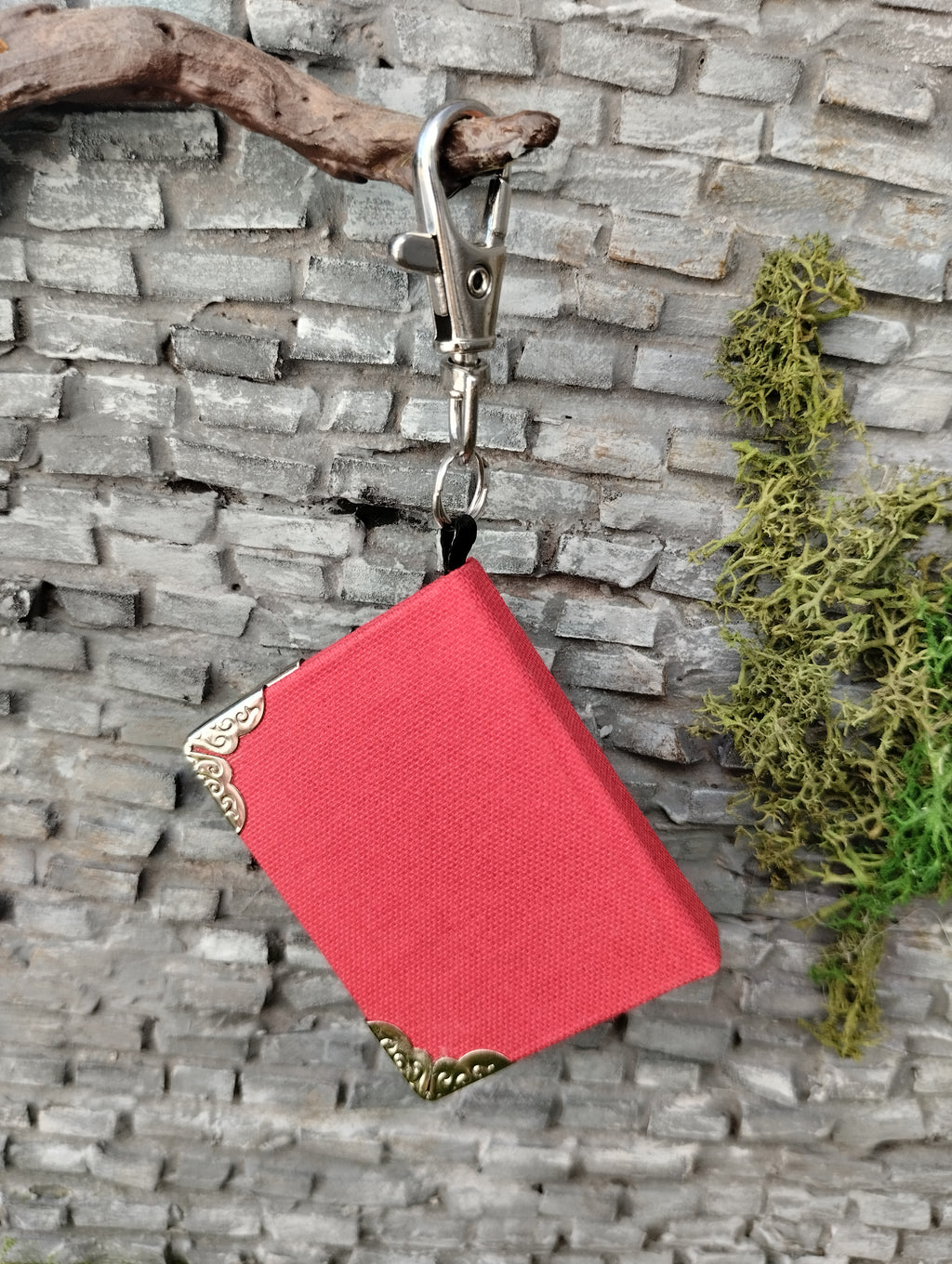Porte-clés carnet wonderland - Reine de coeur